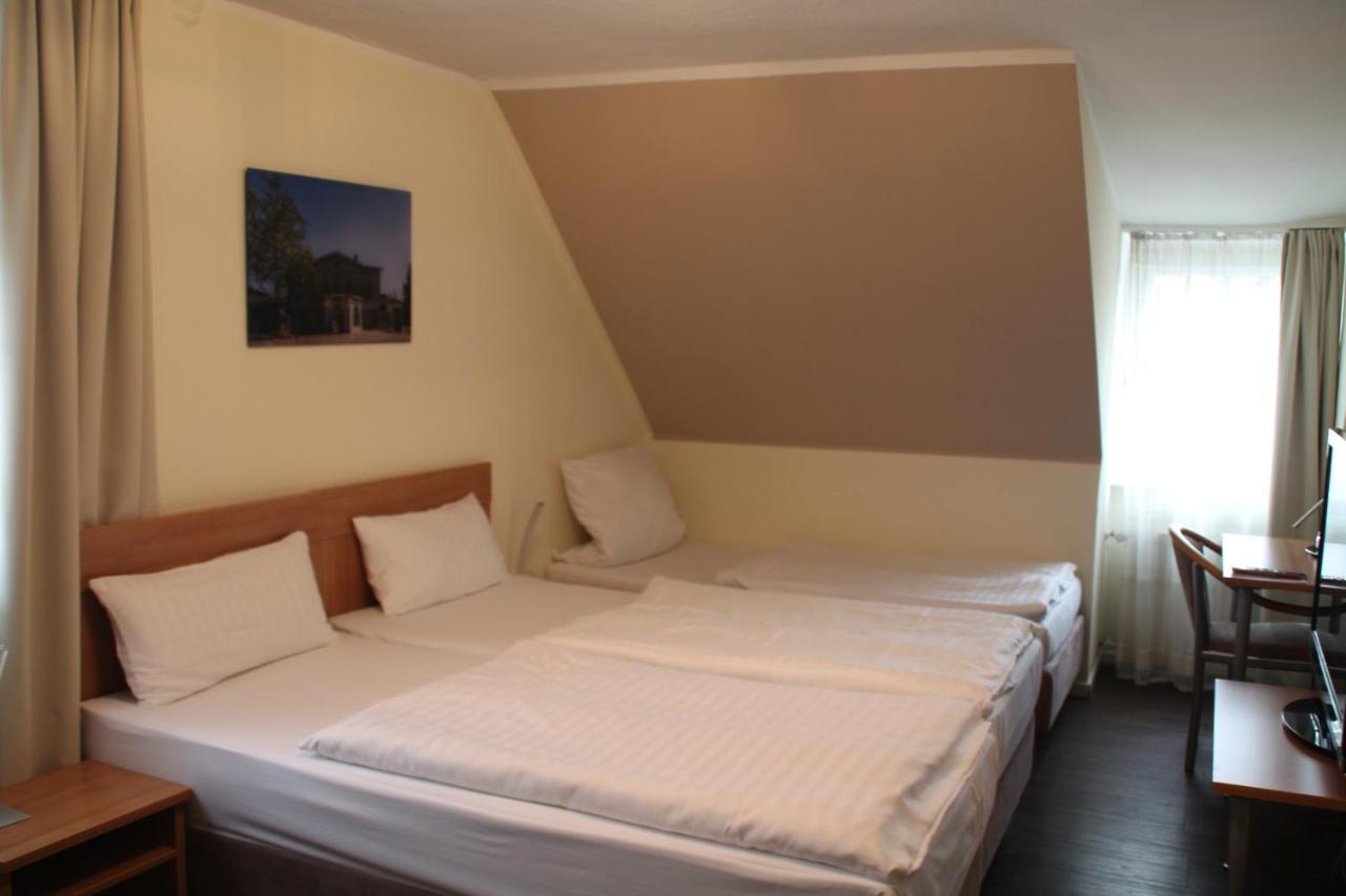Hotel Stadt Kamen Ngoại thất bức ảnh