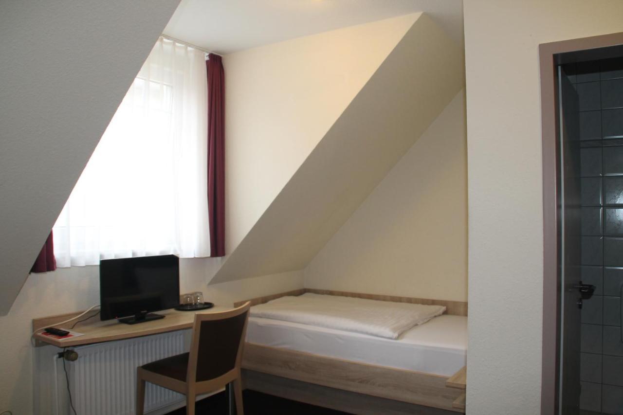 Hotel Stadt Kamen Ngoại thất bức ảnh