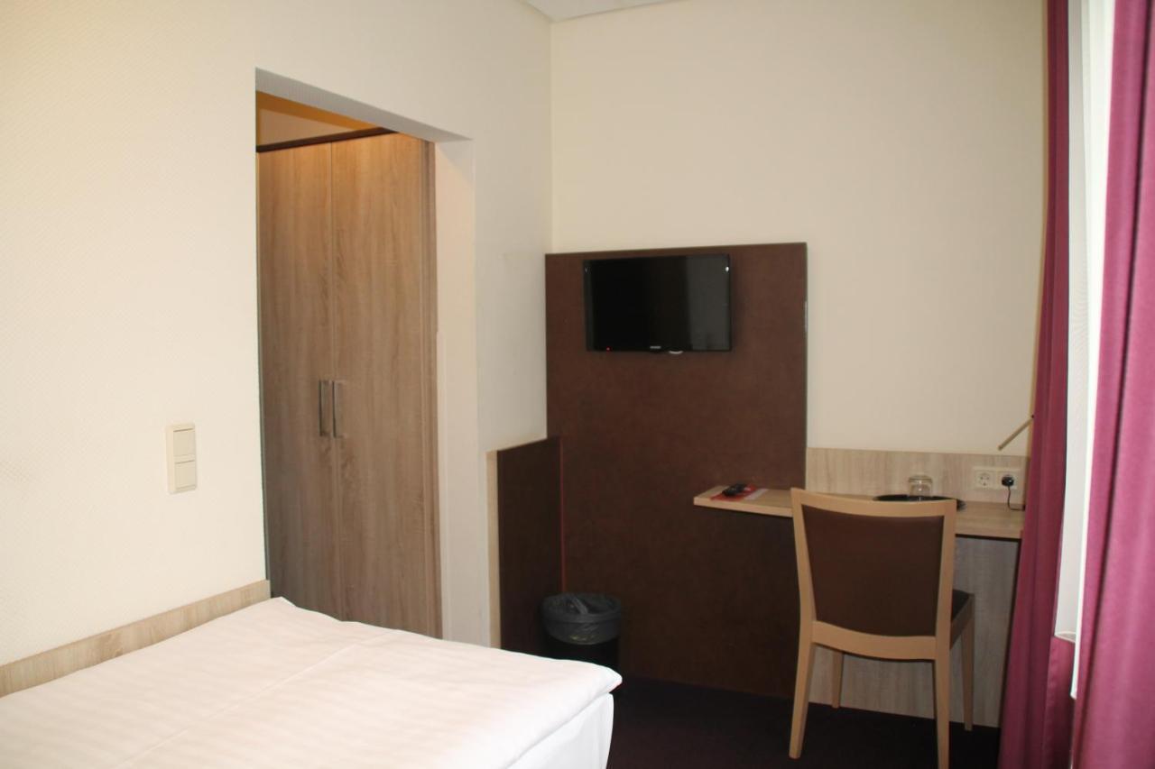 Hotel Stadt Kamen Ngoại thất bức ảnh